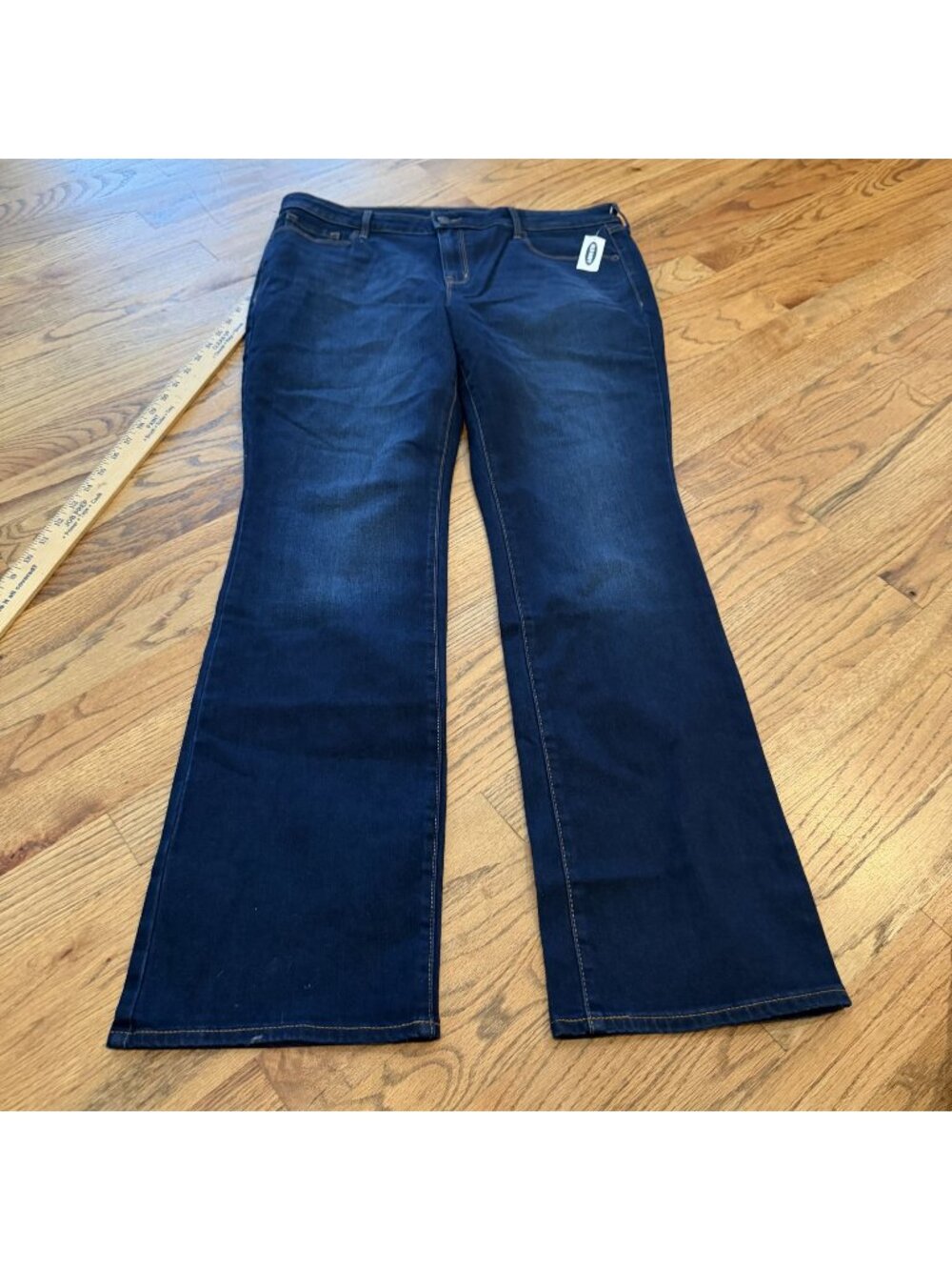 Old Navy Kicker Boot Cut Jeans New Mid Rise Size 16